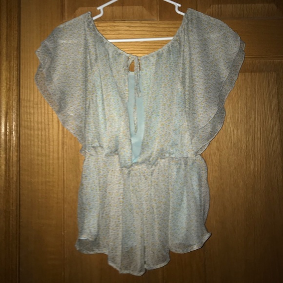 Flowy blouse - Picture 2 of 2
